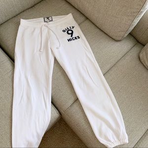 Gilly Hicks sweatpants